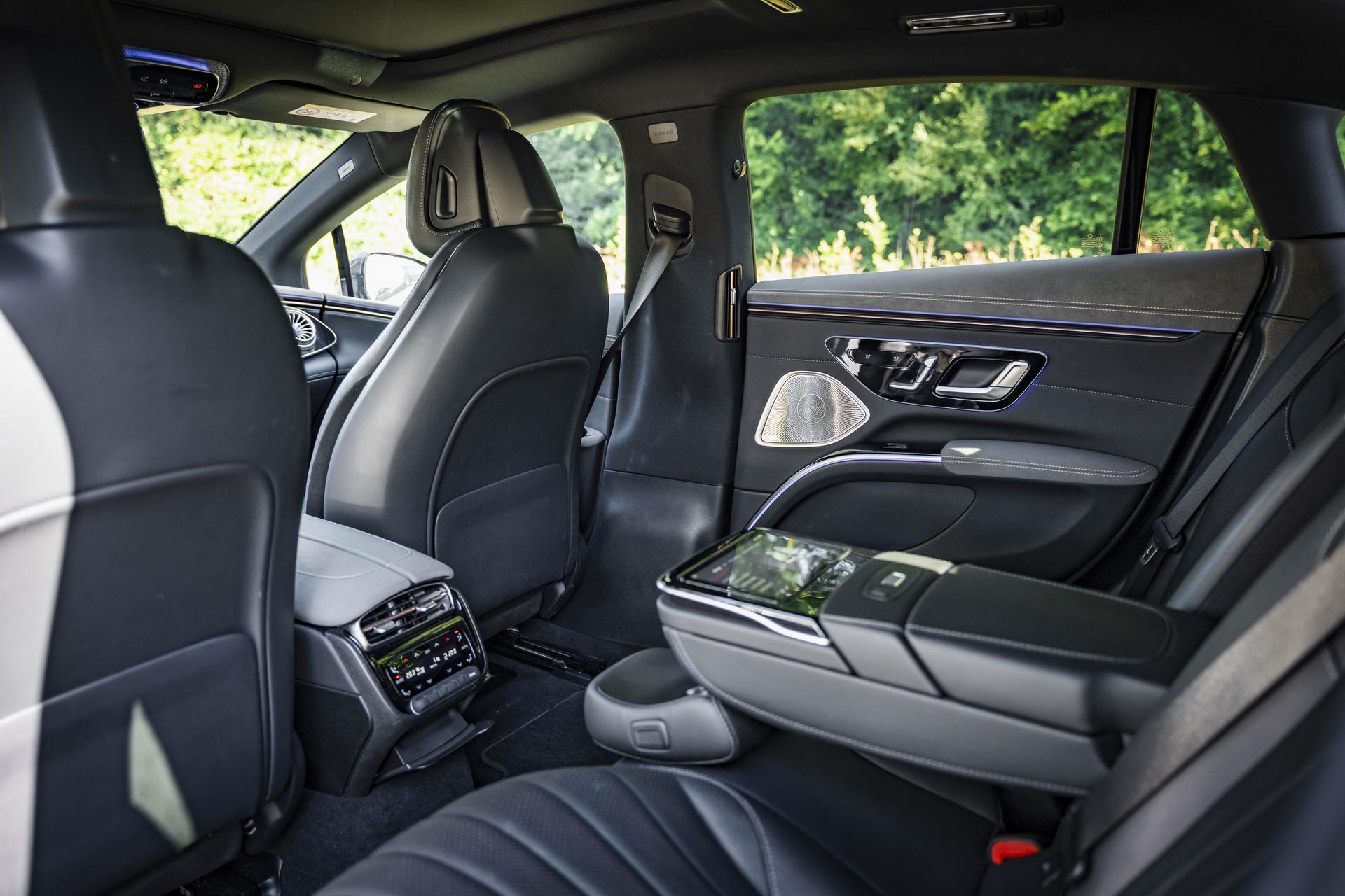 Mercedes-Benz EQS 450+ 10